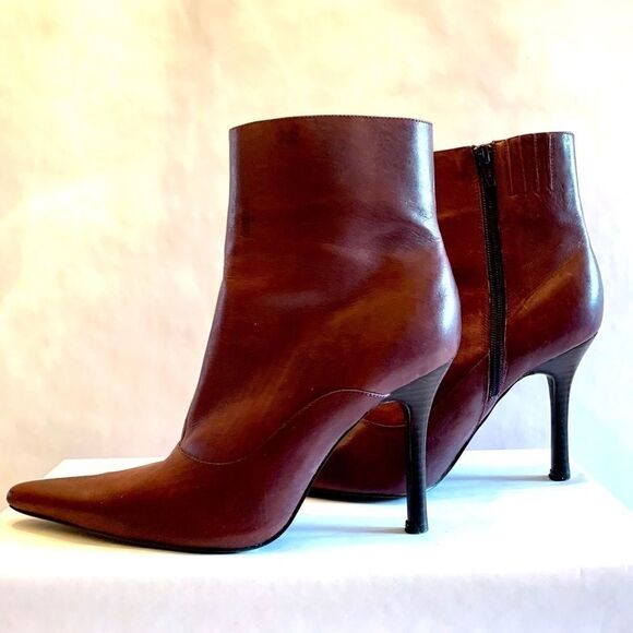VINTAGE MAROON ANKLE BOOTS SIZE 7M 4” STACKED HEEL - Picture 2 of 6